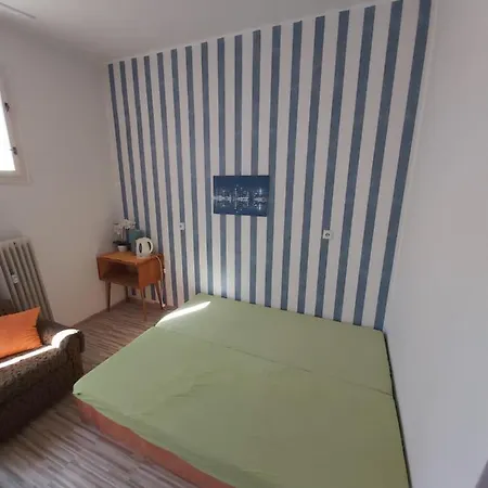 Easy Backpacker Old Town Апартаменты Кошице