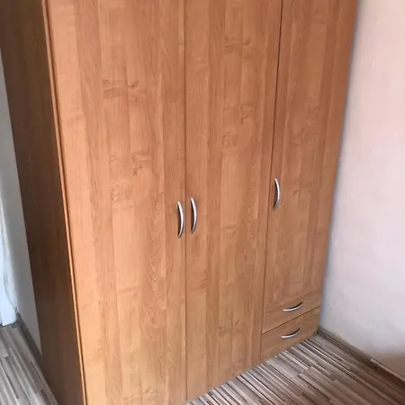 Easy Backpacker Old Town * Кошице